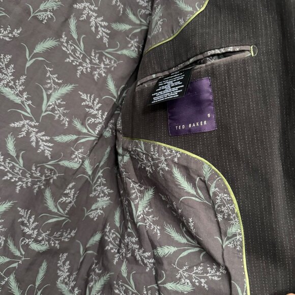 Ted Baker Dark Brown Pinstriped Velvet 2 Button Sport Coat Blazer Mens Sz Large - Picture 4 of 8